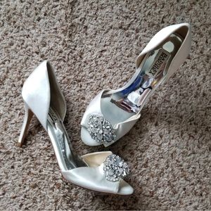 Badgley Mischka heels !✨